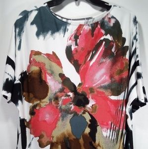 Investments Women's Top Size Medium